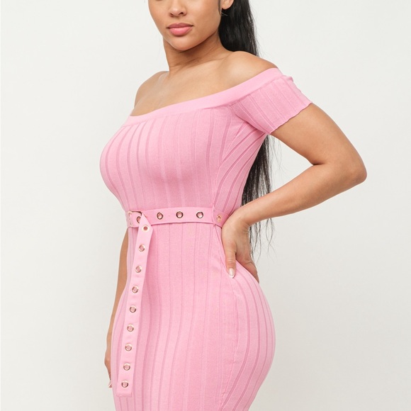 OFF SHOULDER BIG RIBBED MINI DRESS w/BELT - 80% RAYON, 20% NYLON - Picture 3 of 3